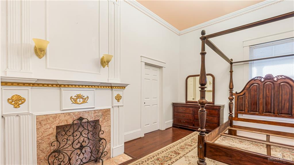 600 East Mirasoles Street Rio Grande City, TX 78582 - Photo 14 of 26 a view of front door with wooden floor