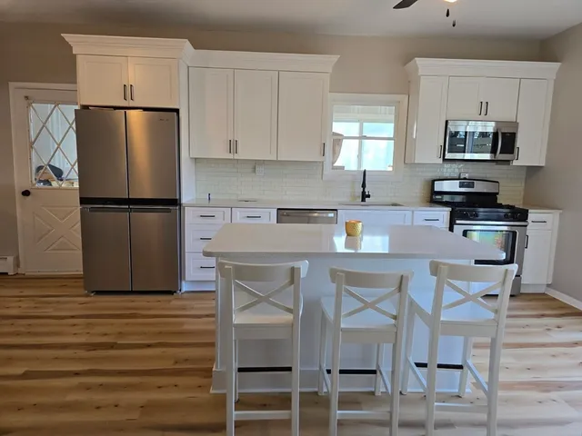 $2,600 | 52 Sidney Street, Unit 52, Lowell, MA 01852