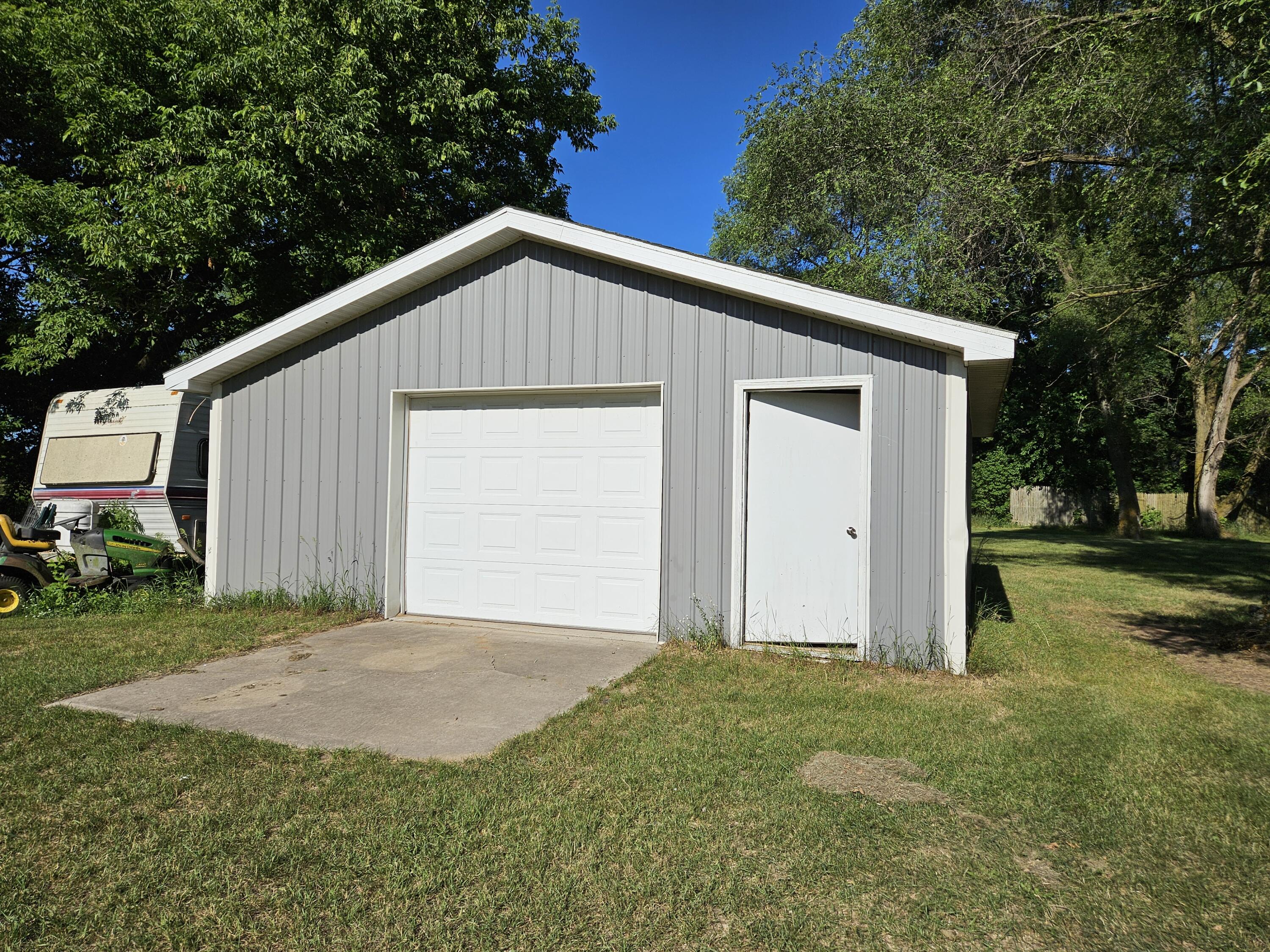 8991 West 1 Mile Road Hesperia, MI 49421 - Photo 7 of 45 20250701_181639