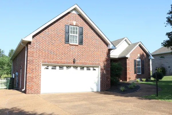 $455,000 | 332 Hazeltine Drive, Gallatin, TN 37066