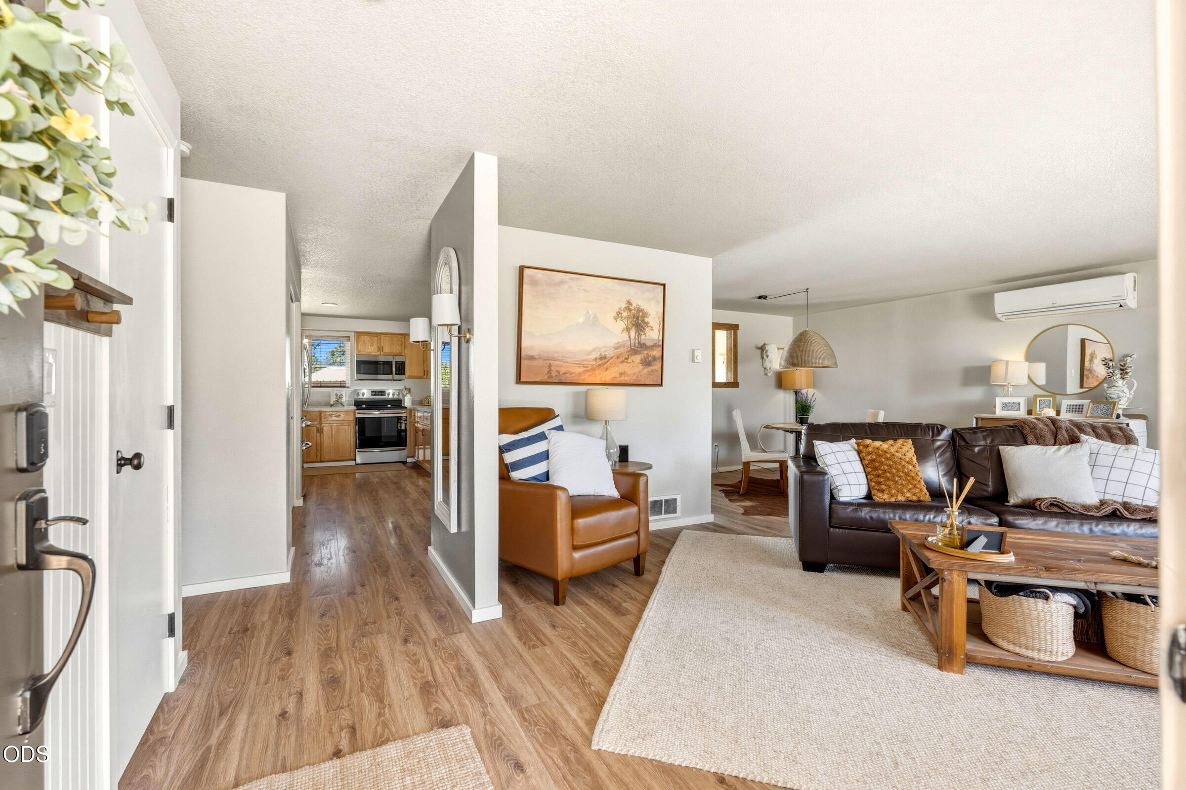 16248 Southwest Quail Road Terrebonne, OR 97760 - Photo 6 of 46