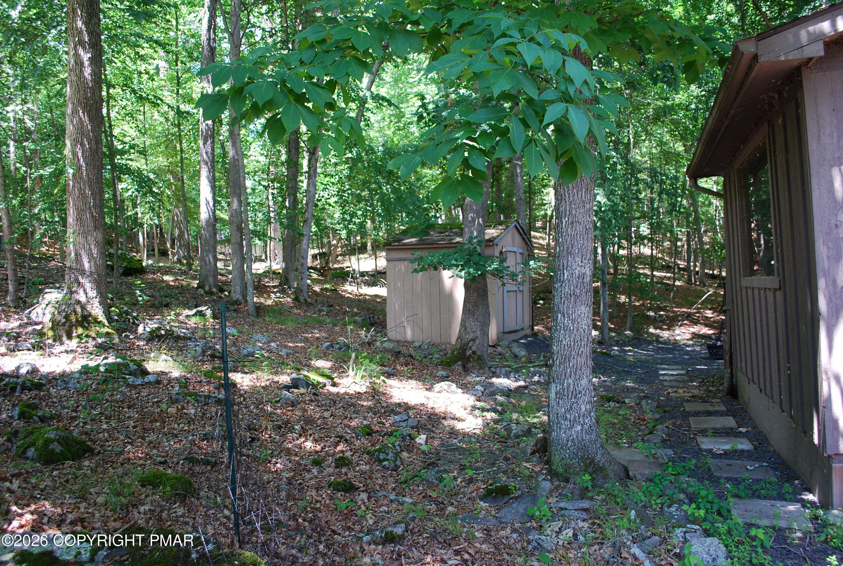 424 Saunders Drive Bushkill, PA 18324 - Photo 34 of 35 DSC_0523