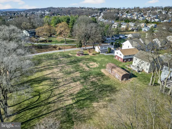 $460,000 | 319 Druid Hill Road, Mountville, PA 17554