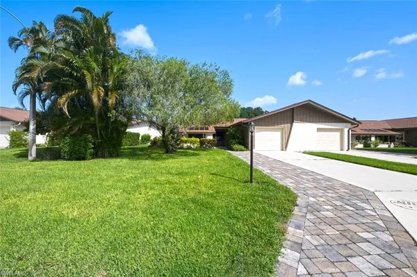 $337,900 | 223 Charity Court, Unit L5, Naples, FL 34112