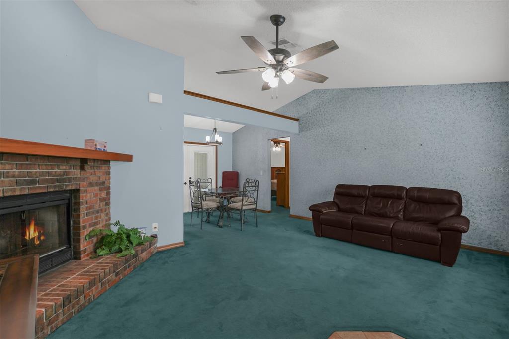 1762 Howland Boulevard Deltona, FL 32738 - Photo 8 of 32
