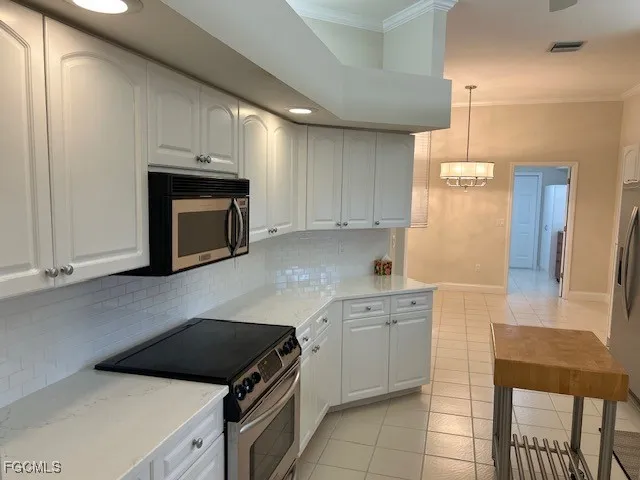 $2,400 | 8676 Franchi Boulevard, Fort Myers, FL 33919