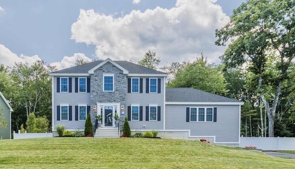 7 Sedona Circle Rutland, MA 01543 - Photo 1 of 38 Gallery Image 1