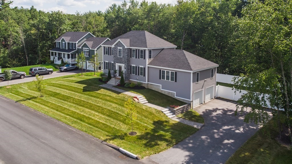 7 Sedona Circle Rutland, MA 01543 - Photo 2 of 38 Gallery Image 2