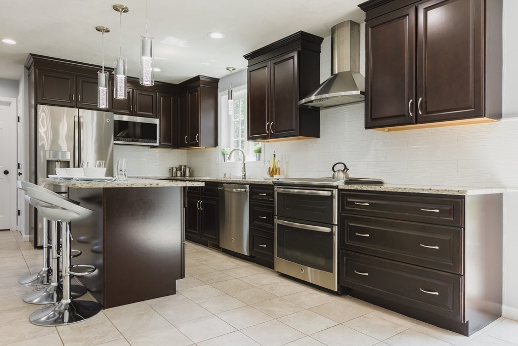 7 Sedona Circle Rutland, MA 01543 - Photo 10 of 38 Gallery Image 10