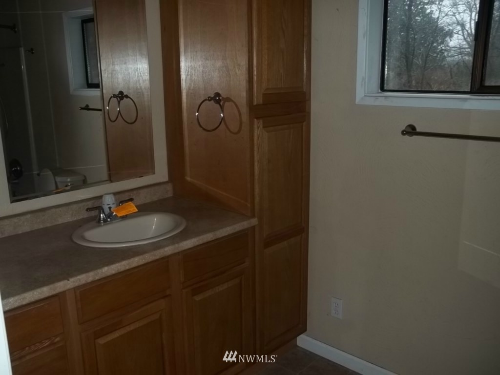 54 Monte Brady Road Montesano, WA 98563 - Photo 8 of 13 Gallery Image 8