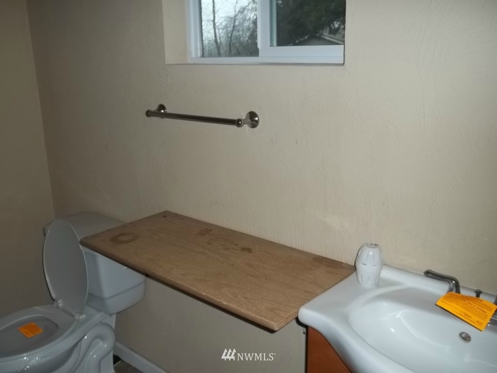 54 Monte Brady Road Montesano, WA 98563 - Photo 10 of 13 Gallery Image 10