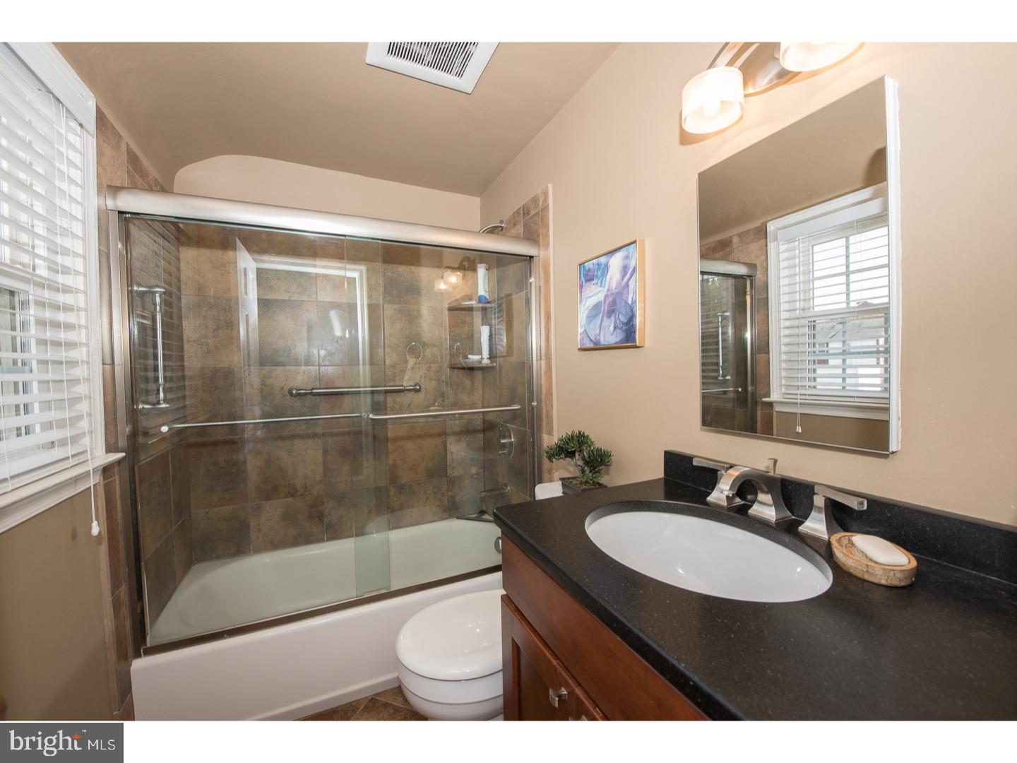204 Rodmor Road Havertown, PA 19083 - Photo 13 of 18