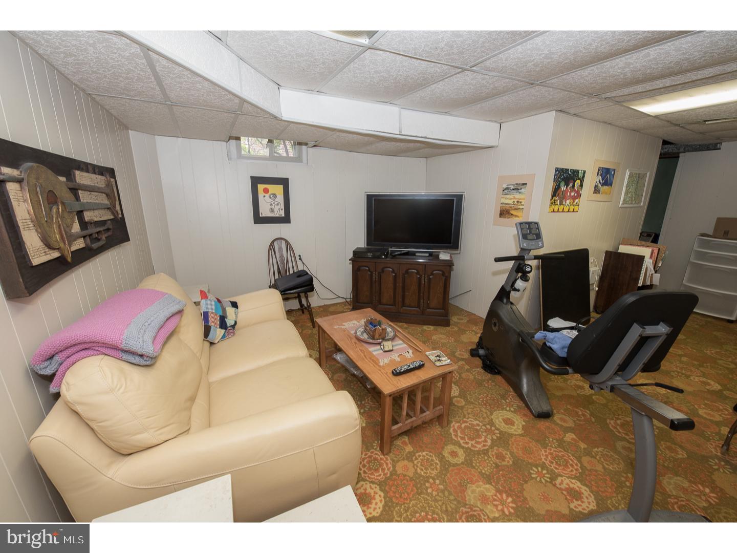 204 Rodmor Road Havertown, PA 19083 - Photo 16 of 18