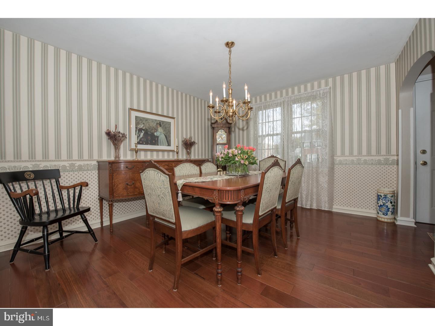 204 Rodmor Road Havertown, PA 19083 - Photo 5 of 18
