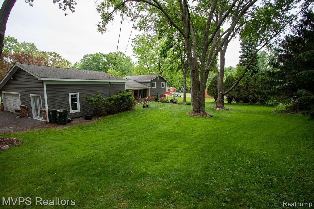 1596 Kingsmere Circle Rochester, MI 48309 - Photo 21 of 24 Gallery Image 21