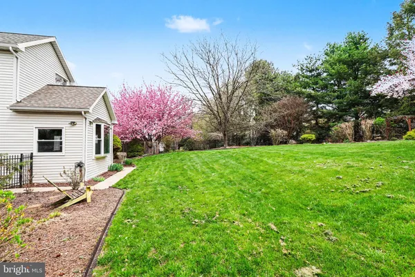 $629,000 | 1234 Jill Drive, Hummelstown, PA 17036