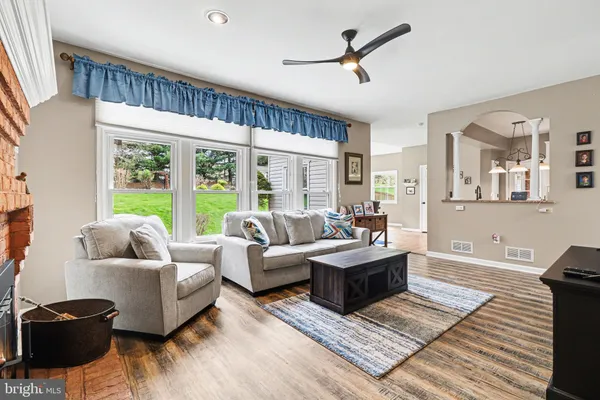 $629,000 | 1234 Jill Drive, Hummelstown, PA 17036