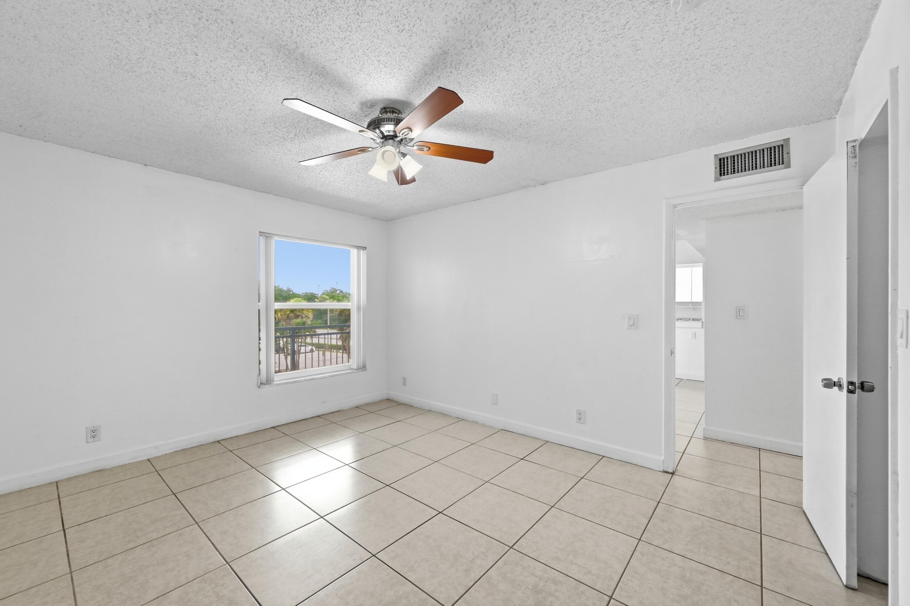 505 South Pine Island Road, Unit B310 Plantation, FL 33324 - Photo 19 of 57 15_stl_5259
