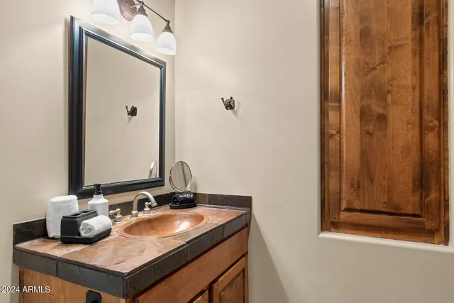 $20,000 | 11362 East Dale Lane, Scottsdale, AZ 85262