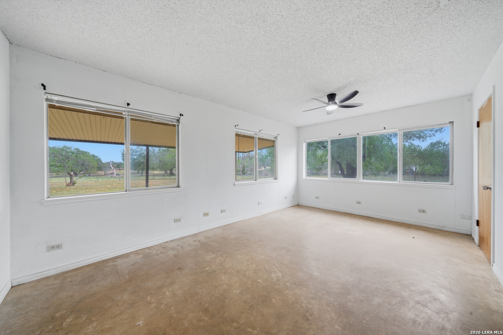 144 Oak Park Road Adkins, TX 78101 - Photo 13 of 25