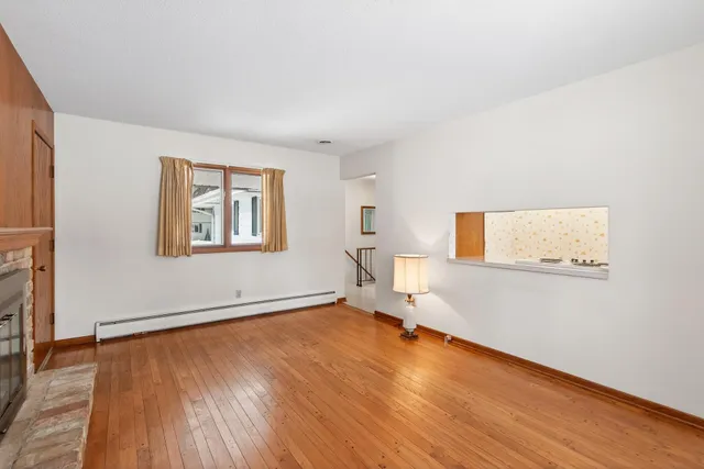 $350,000 | 257 14th Avenue Northwest, New Brighton, MN 55112