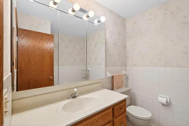 $350,000 | 257 14th Avenue Northwest, New Brighton, MN 55112