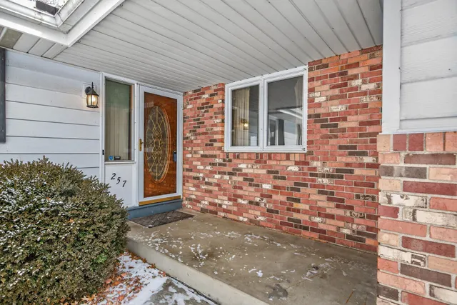 $350,000 | 257 14th Avenue Northwest, New Brighton, MN 55112