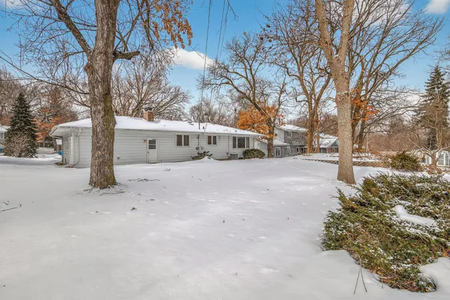 $350,000 | 257 14th Avenue Northwest, New Brighton, MN 55112