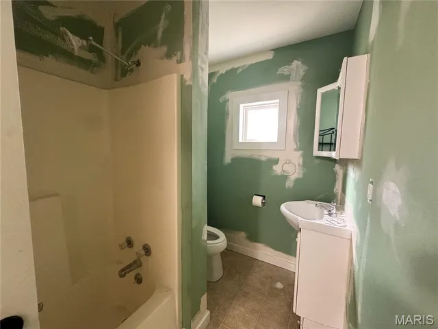 $260,000 | 311 West 1st Street, Unit A, Farmington, MO 63640