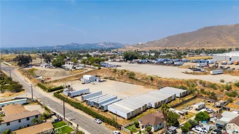 $6,489,000 | 2725 Hall Jurupa Valley, Jurupa Valley, CA 92509