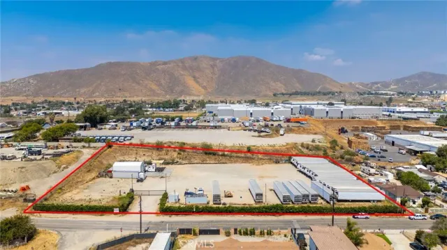 $6,489,000 | 2725 Hall Jurupa Valley, Jurupa Valley, CA 92509