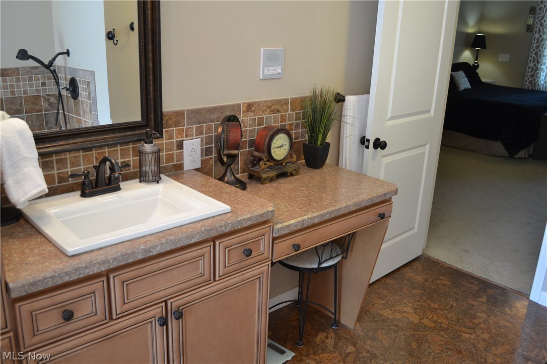 588 Miner Road Cleveland, OH 44143 - Photo 14 of 35