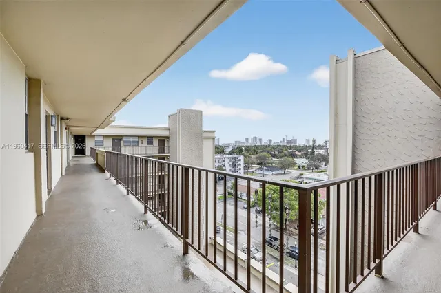 $150,000 | 1811 Jefferson Street, Unit 603, Hollywood, FL 33020