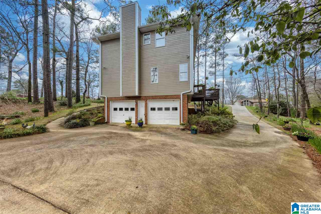 3895 Hilltop Road Southeast Bessemer, AL 35022 - Photo 8 of 47