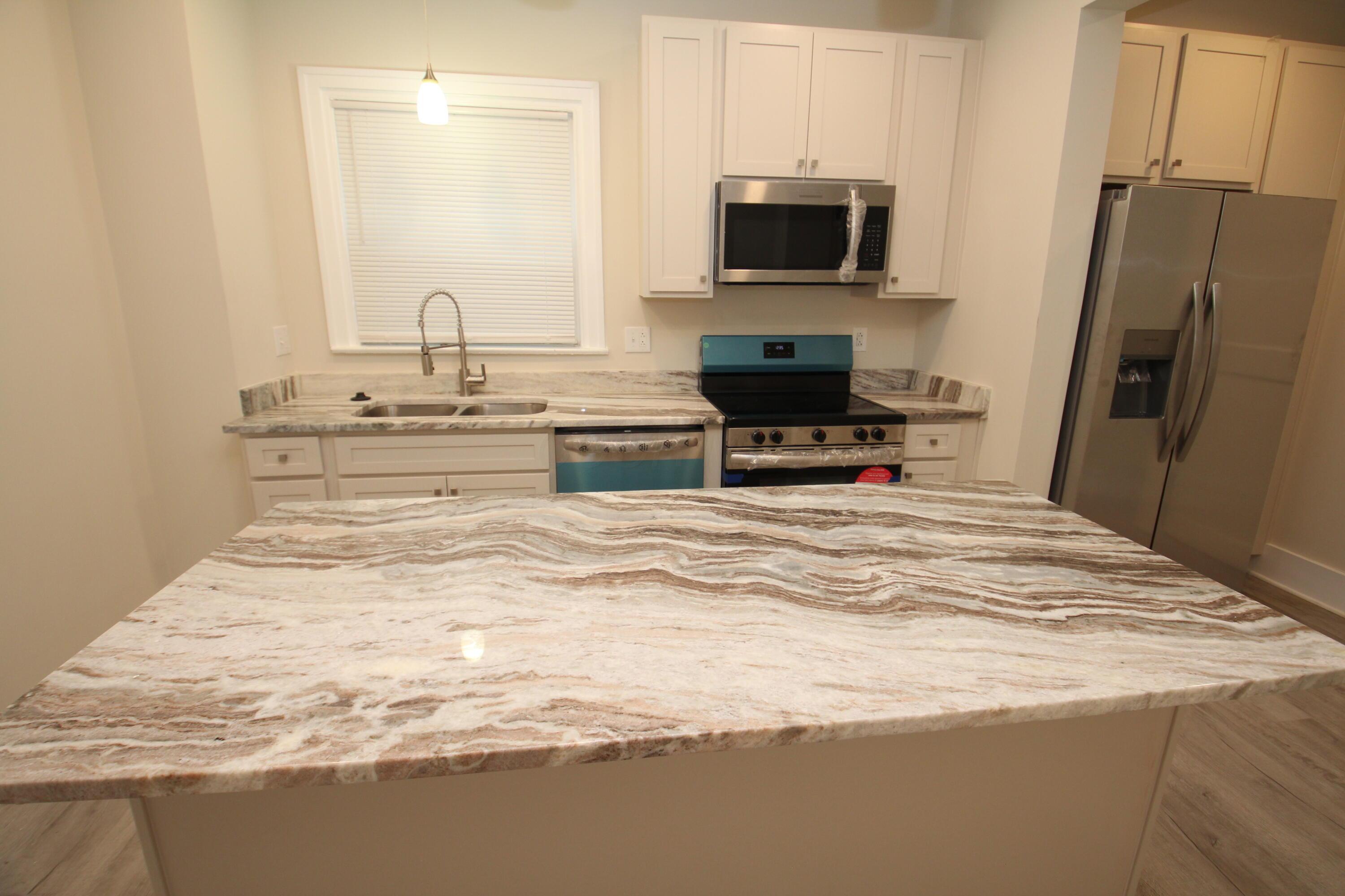 711 Berkeley Road Columbus, OH 43205 - Photo 10 of 25