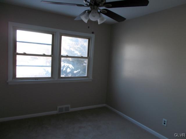 2609 Nottingham Road Bethlehem, PA 18017 - Photo 15 of 19 Gallery Image 15