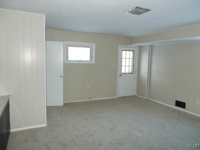 2609 Nottingham Road Bethlehem, PA 18017 - Photo 18 of 19 Gallery Image 18