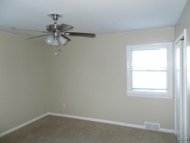 2609 Nottingham Road Bethlehem, PA 18017 - Photo 10 of 19 Gallery Image 10