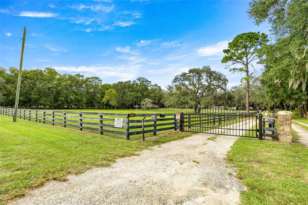 10245 Southwest 105th Street Ocala, FL 34481 - Photo 52 of 83 a view of park with a bench