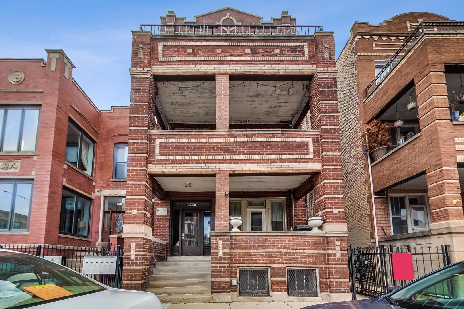 2550 West Augusta Boulevard Chicago, IL 60622 - Photo 2 of 27