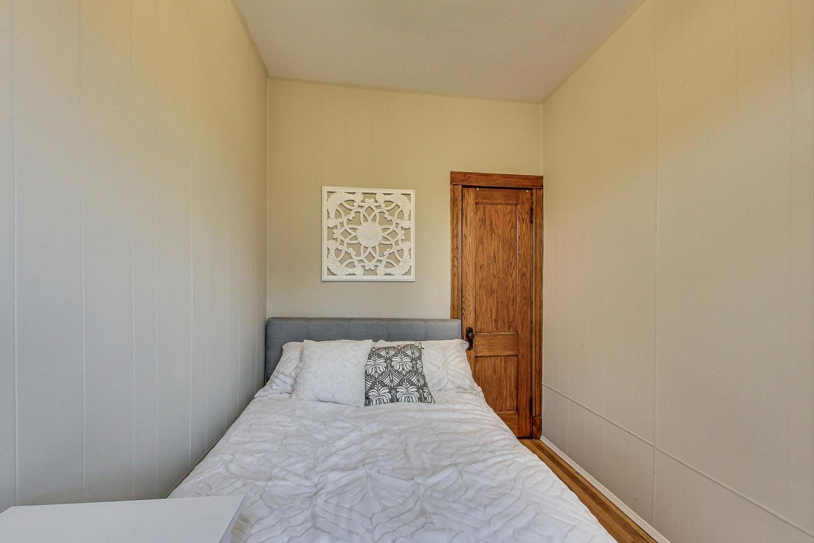 2550 West Augusta Boulevard Chicago, IL 60622 - Photo 13 of 27