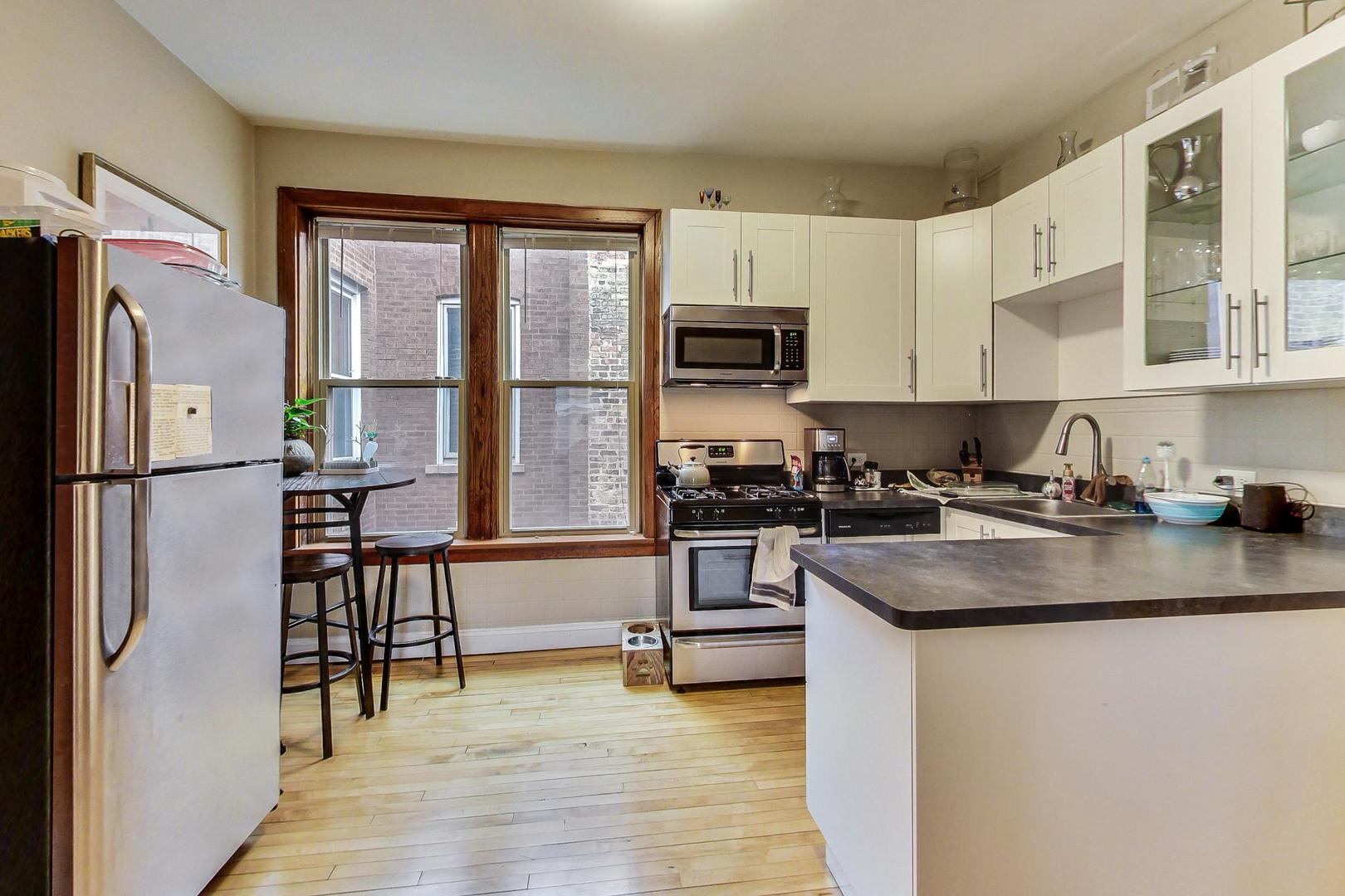 2550 West Augusta Boulevard Chicago, IL 60622 - Photo 24 of 27