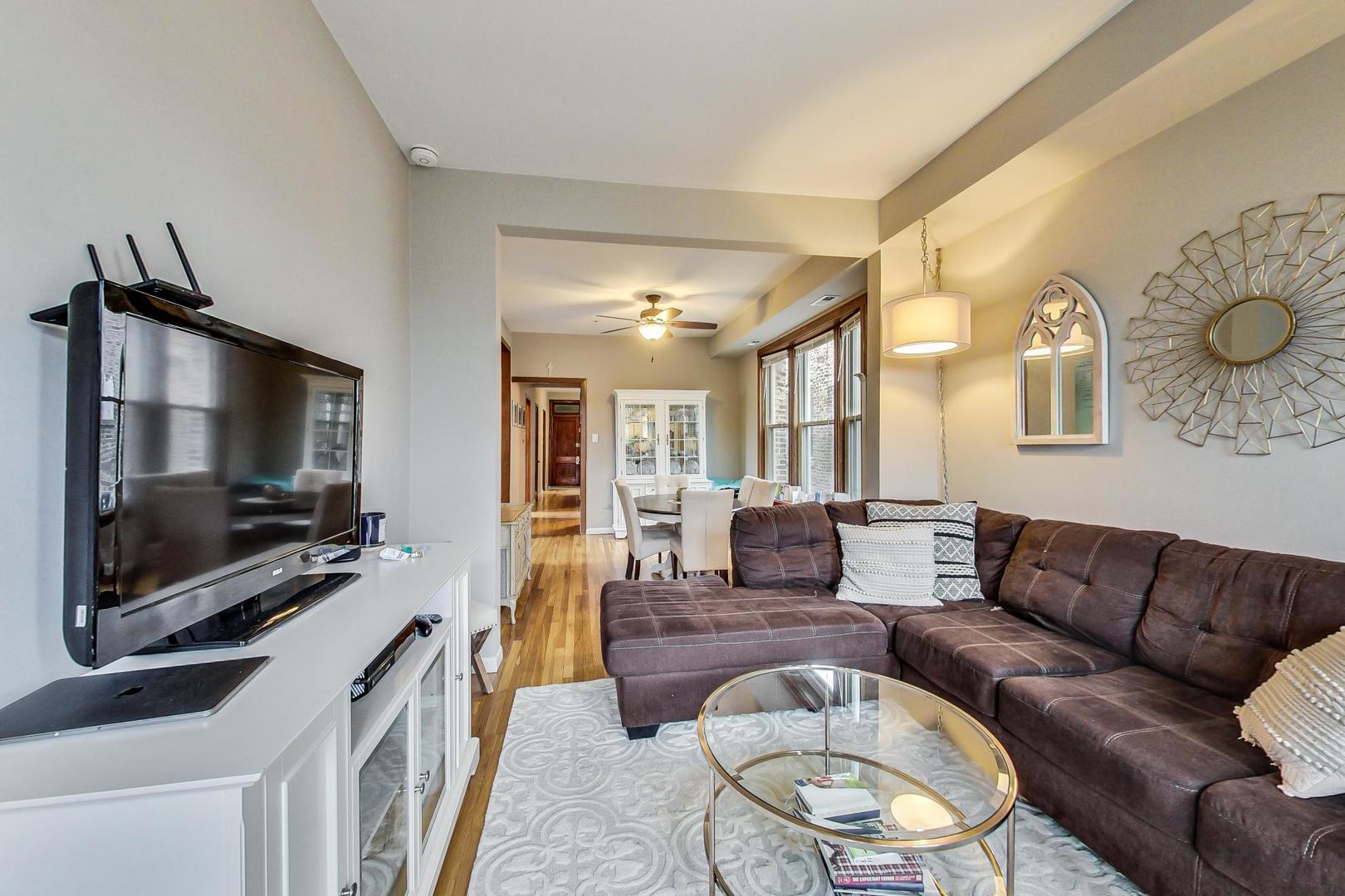 2550 West Augusta Boulevard Chicago, IL 60622 - Photo 5 of 27