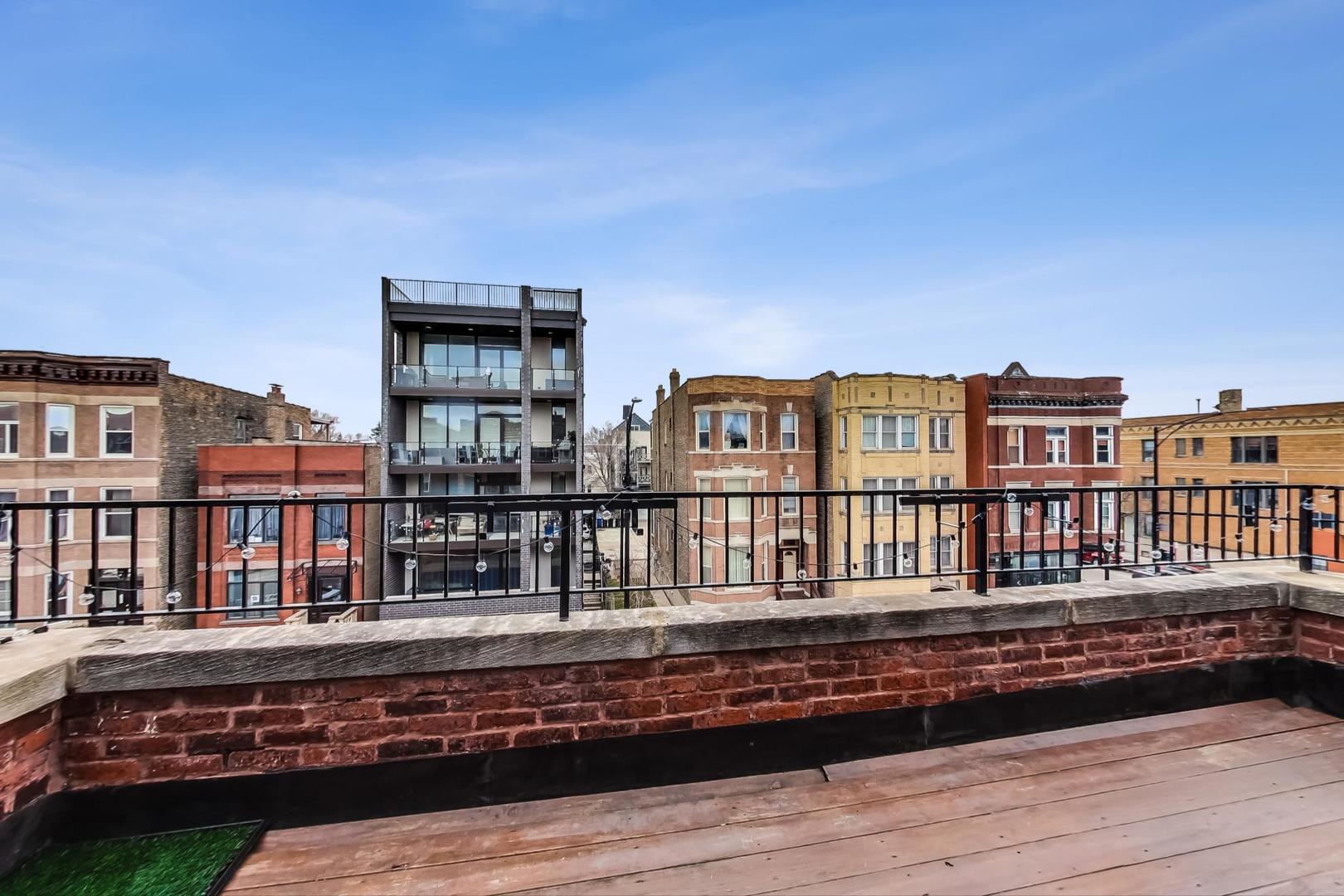 2550 West Augusta Boulevard Chicago, IL 60622 - Photo 6 of 27