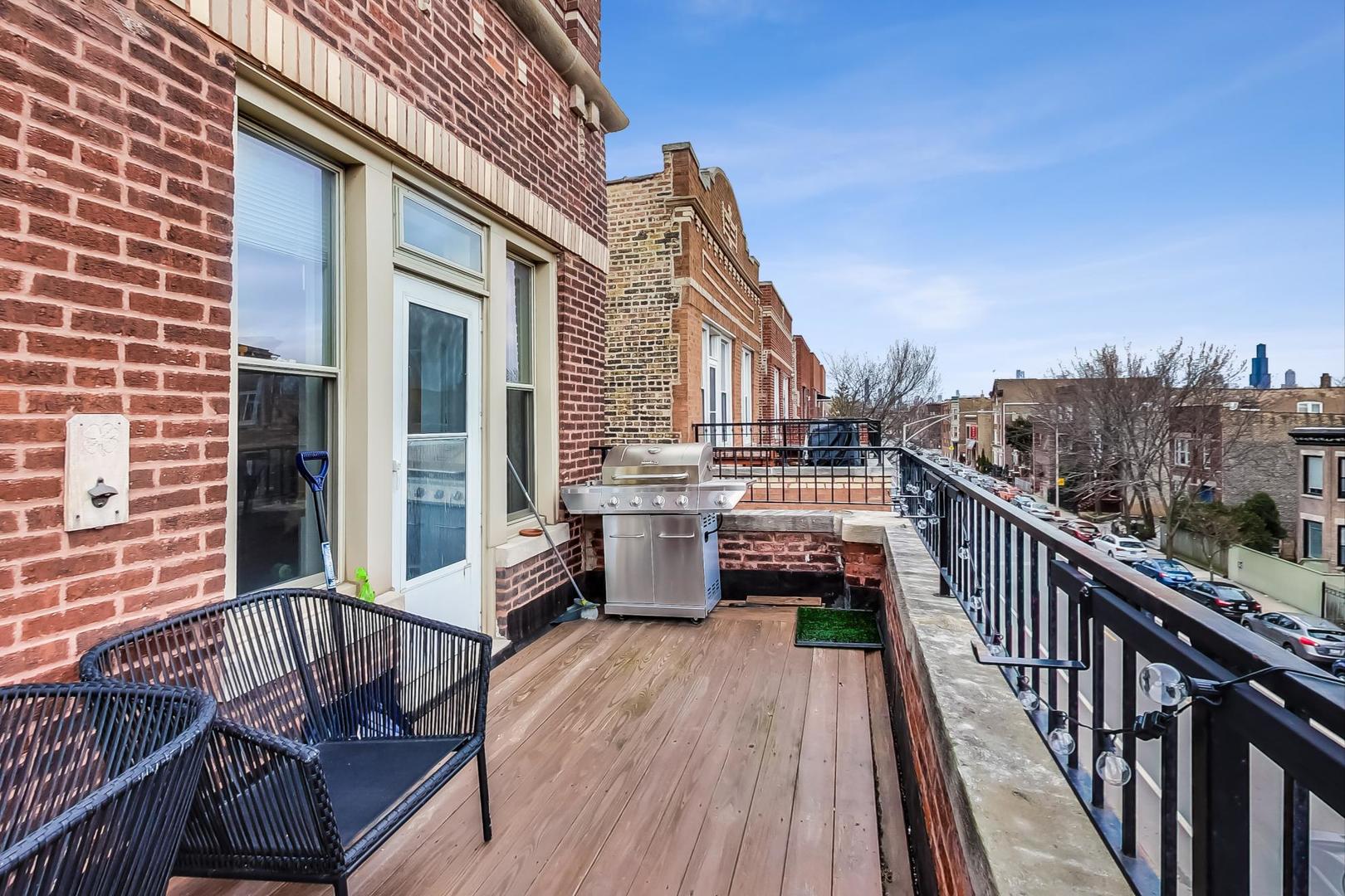 2550 West Augusta Boulevard Chicago, IL 60622 - Photo 7 of 27