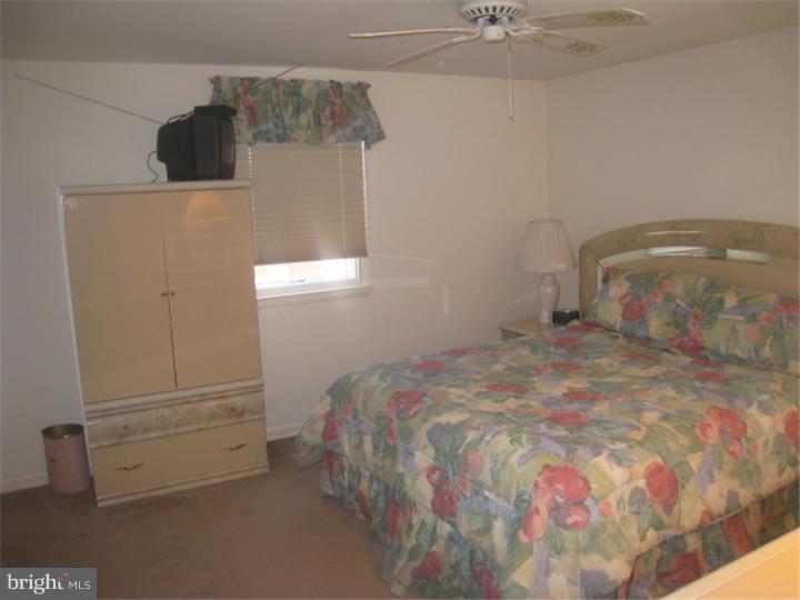 9943 Bridle Road Philadelphia, PA 19115 - Photo 12 of 17 Bedroom - Main