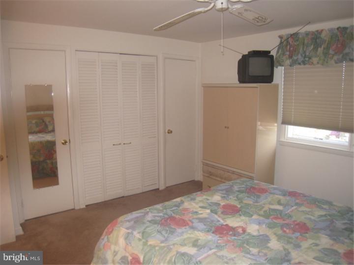 9943 Bridle Road Philadelphia, PA 19115 - Photo 13 of 17 Bedroom - Main