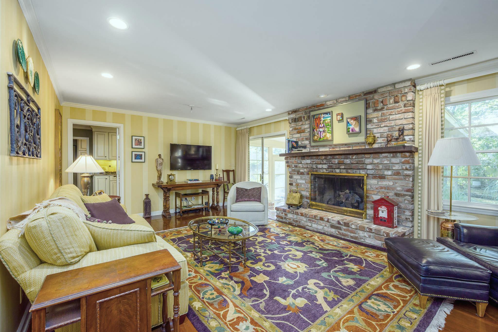 1867 Rugby Lane Charleston, SC 29407 - Photo 11 of 40 magazine_neutral