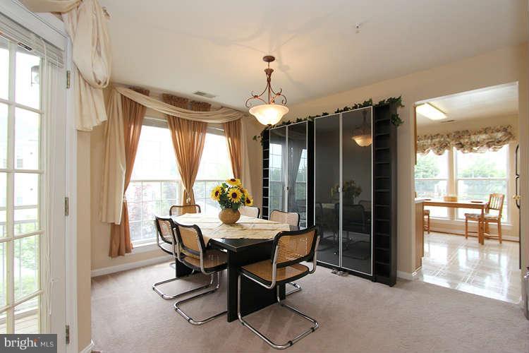 12004 Amber Ridge Circle, Unit B204 Germantown, MD 20876 - Photo 7 of 28 Dining Room