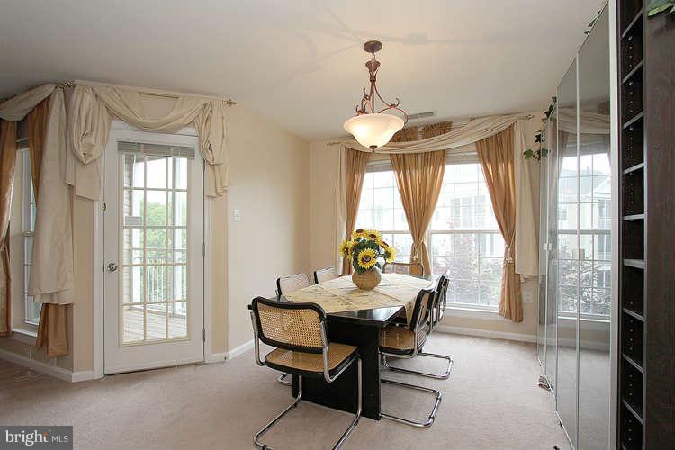 12004 Amber Ridge Circle, Unit B204 Germantown, MD 20876 - Photo 8 of 28 Dining Room